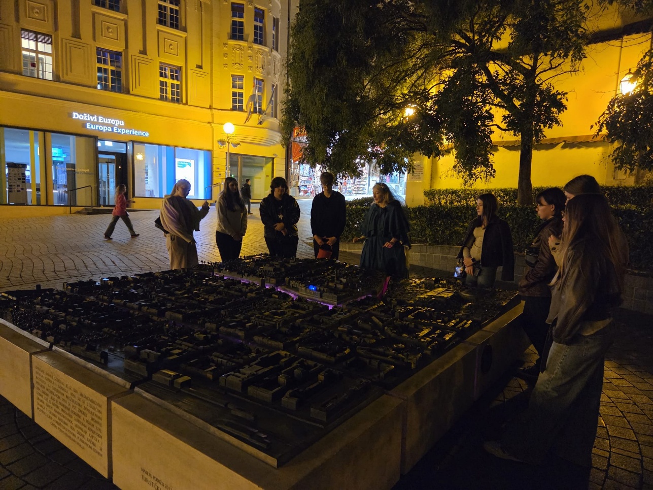 Zagreb kroz priče Gornjogradskih coprnica